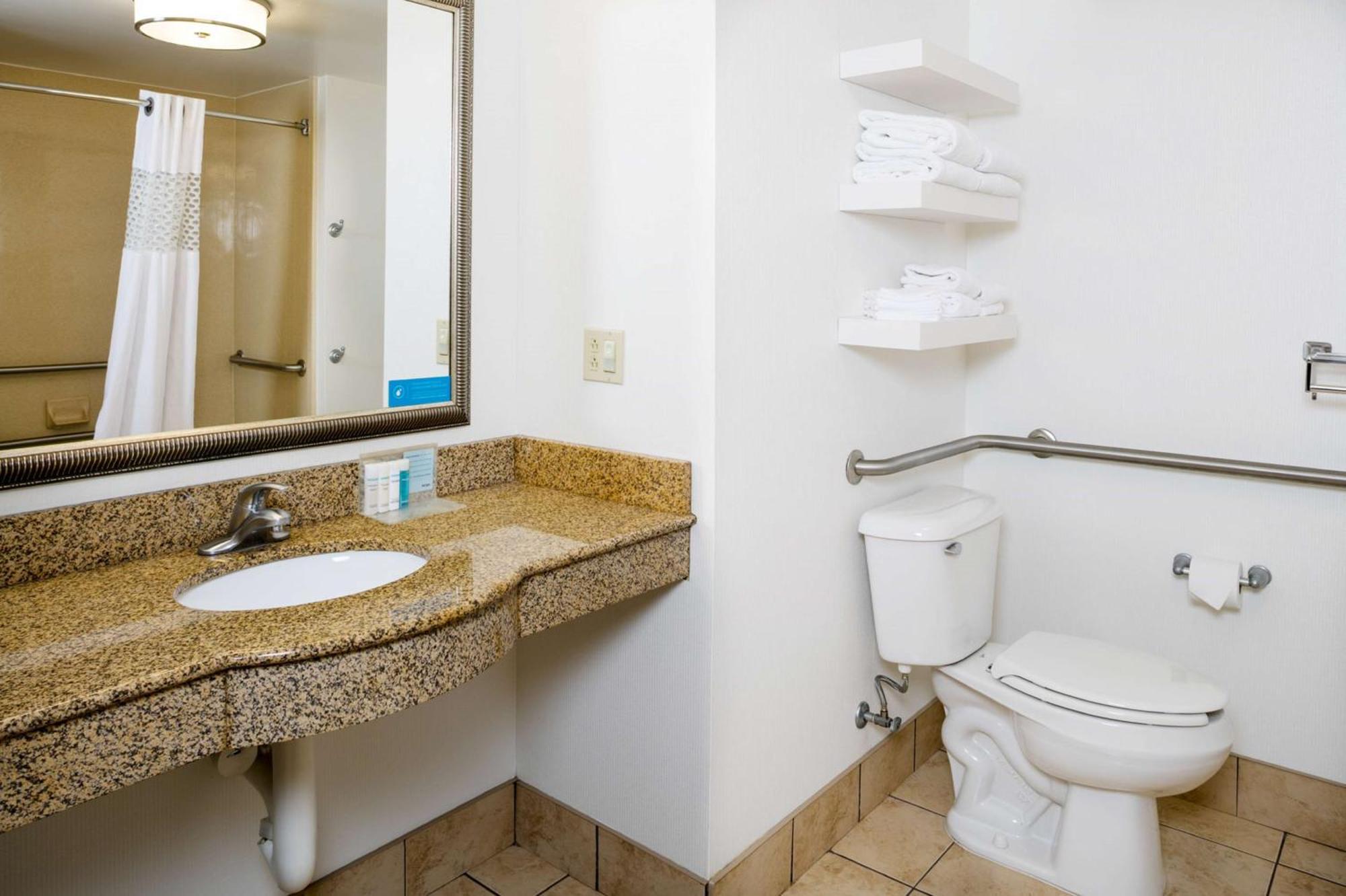 Hampton Inn & Suites Toledo-Perrysburg Rossford Esterno foto