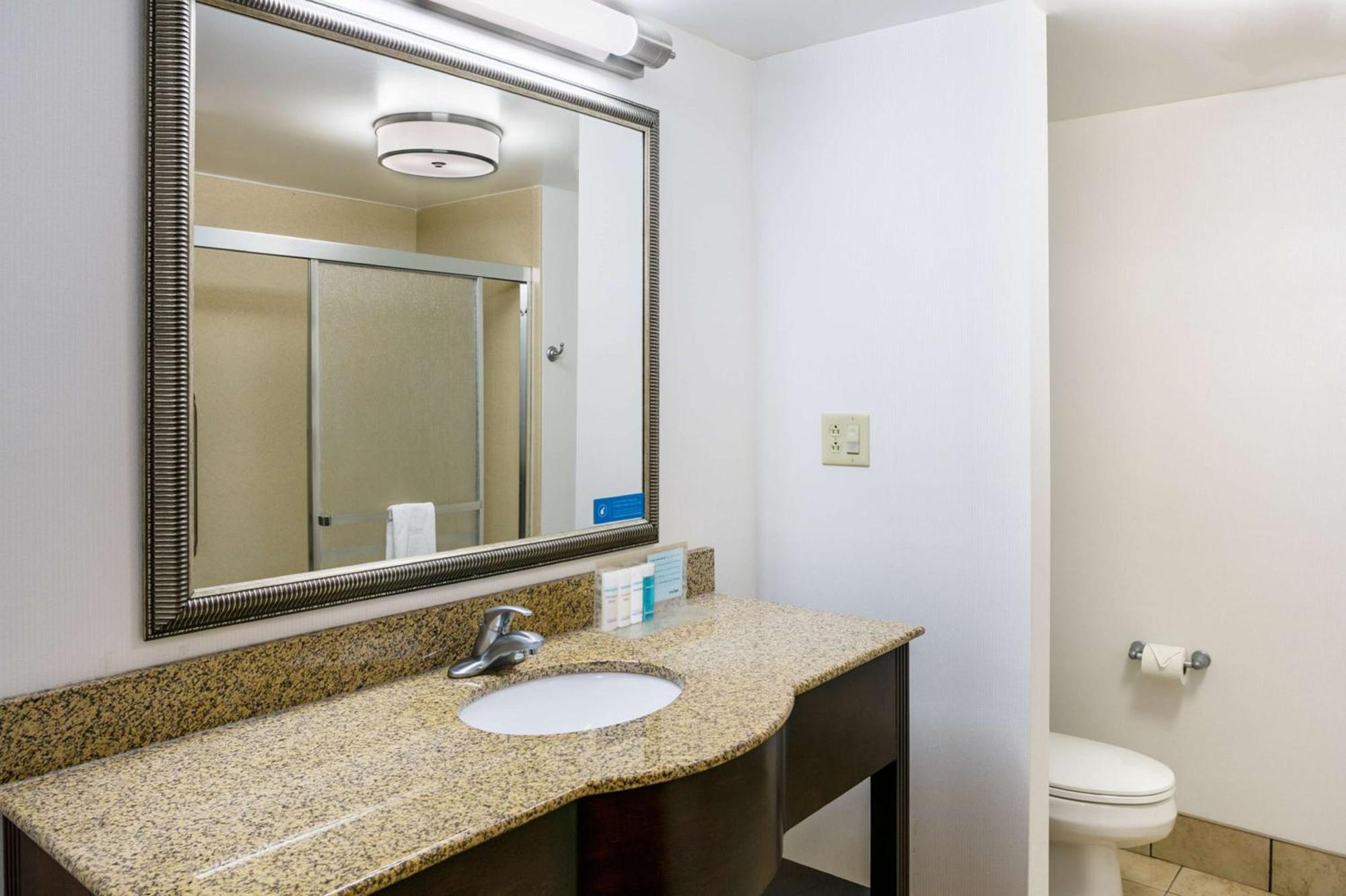 Hampton Inn & Suites Toledo-Perrysburg Rossford Esterno foto