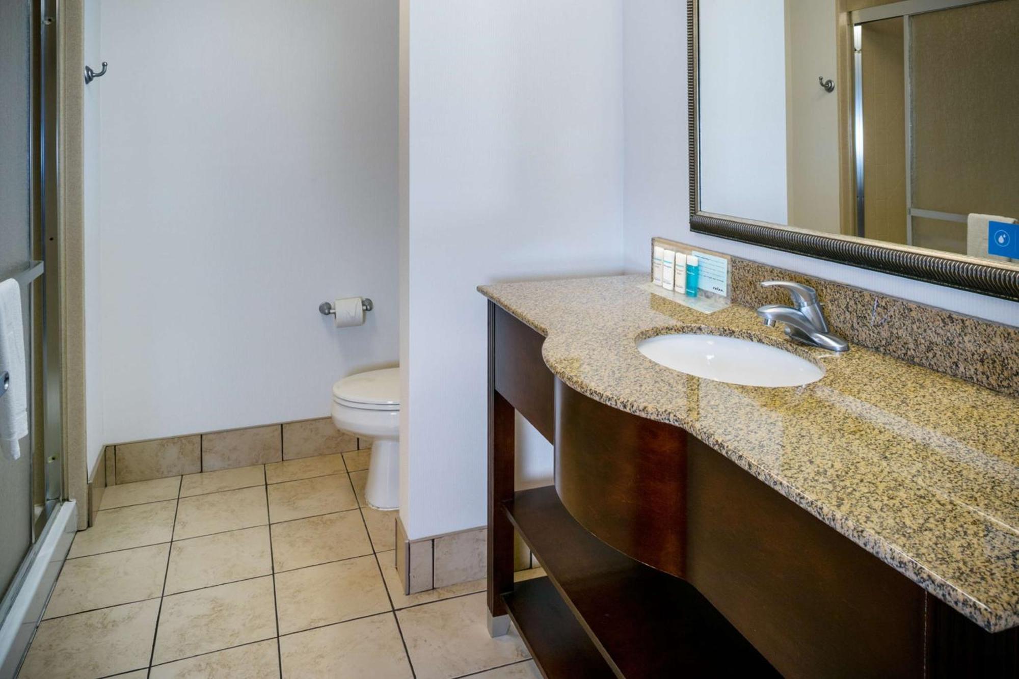 Hampton Inn & Suites Toledo-Perrysburg Rossford Esterno foto