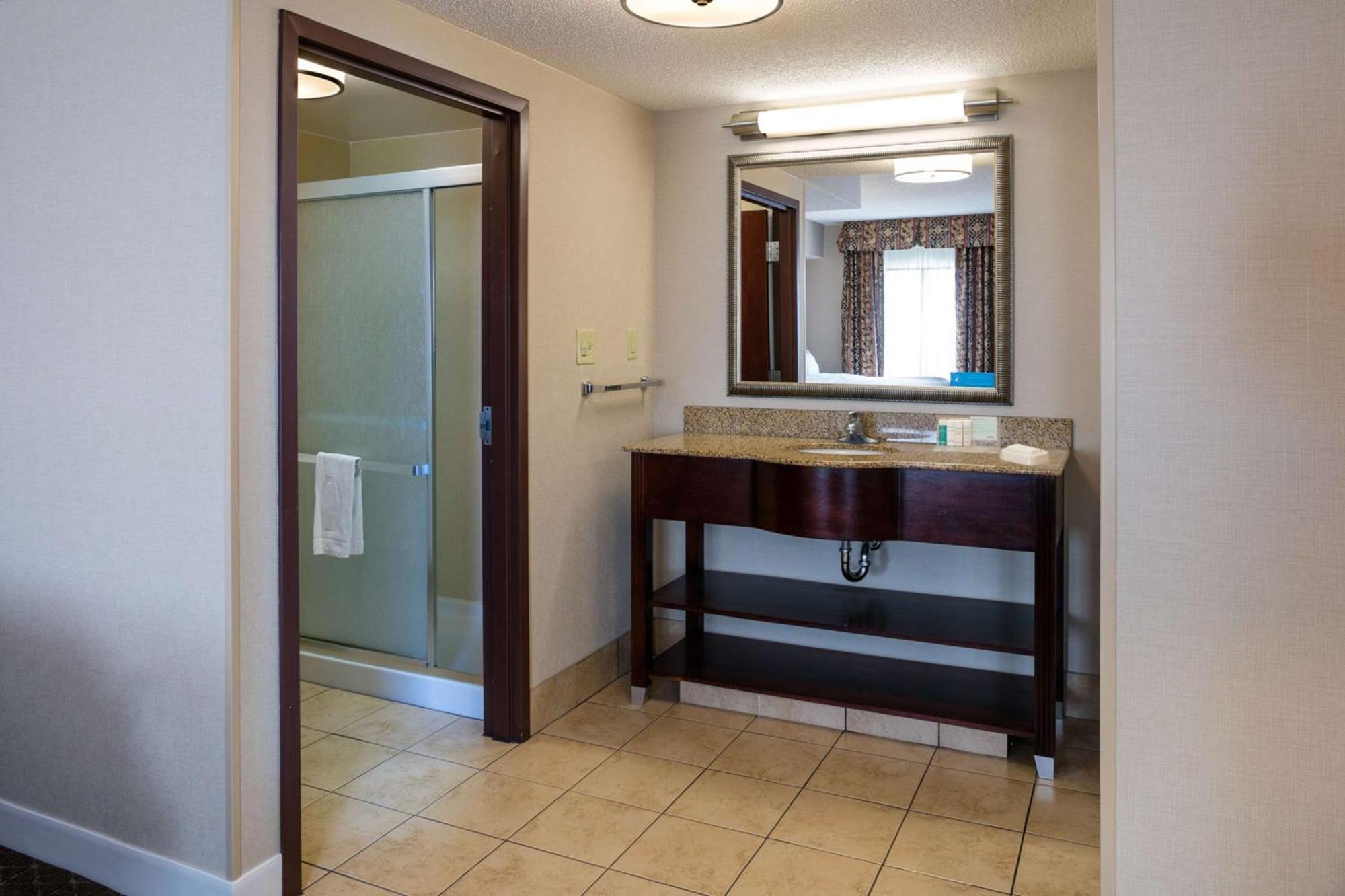 Hampton Inn & Suites Toledo-Perrysburg Rossford Esterno foto